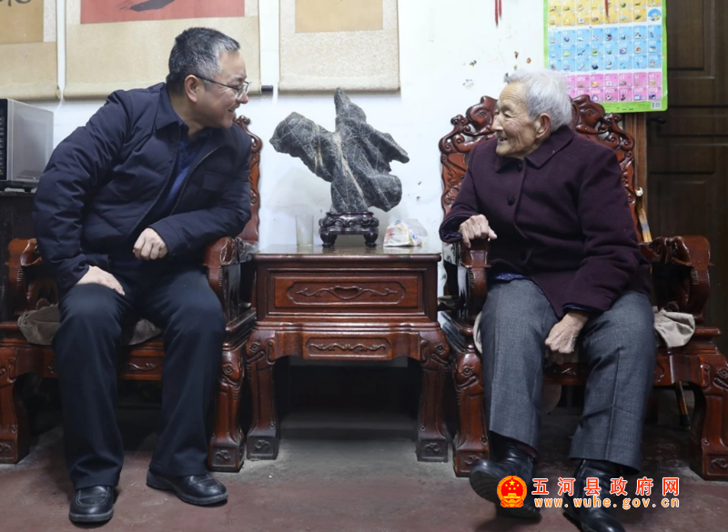 县四大班子领导开展春节前集中慰问活动